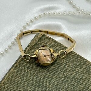 Vintage Helbros Wind Up Watch